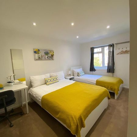 Fabulous Private Bedrooms Near Euston Station, Central Лондон Екстер'єр фото
