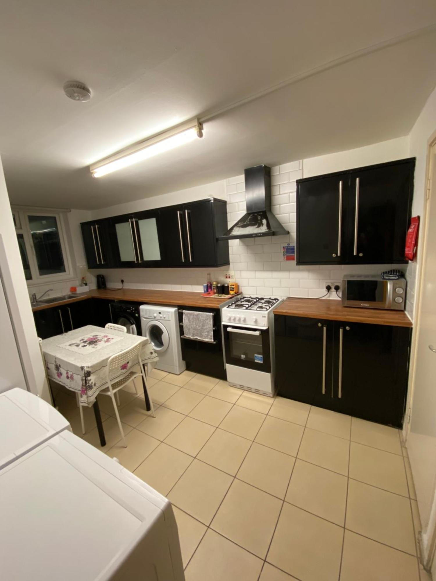 Fabulous Private Bedrooms Near Euston Station, Central Лондон Екстер'єр фото