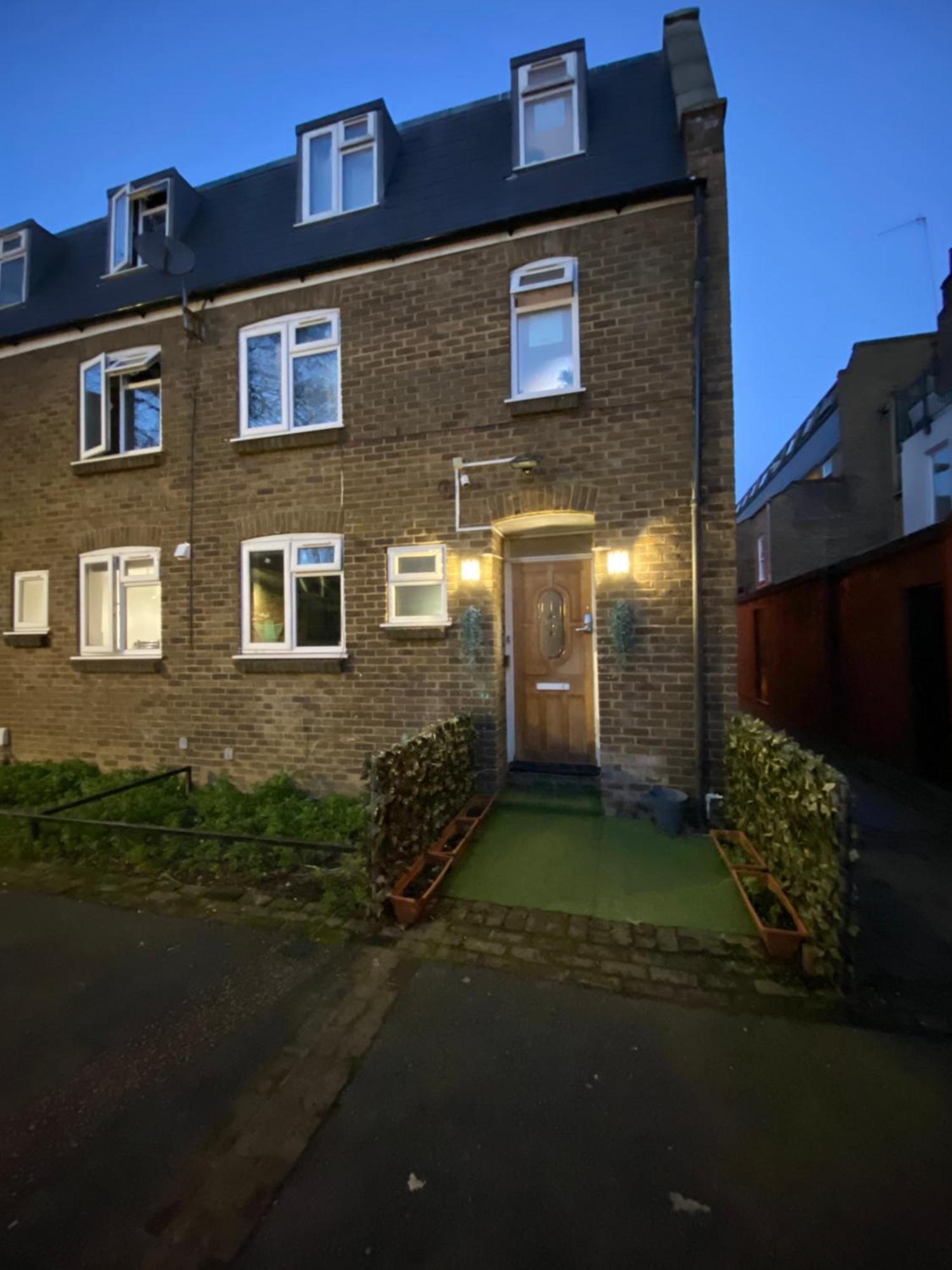 Fabulous Private Bedrooms Near Euston Station, Central Лондон Екстер'єр фото